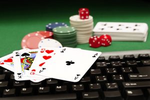 Trik Membaca Kartu Poker Online yang Akan Keluar